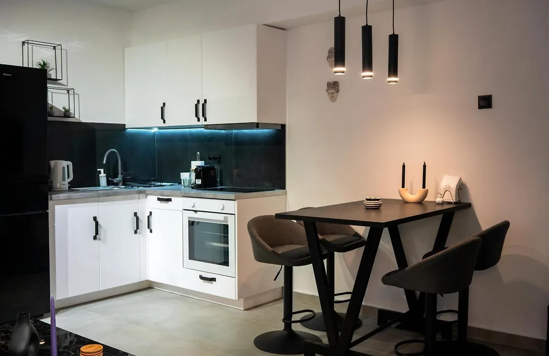 Essel Noir - A Hidden Gem With A Magnificent Acropolis View-1